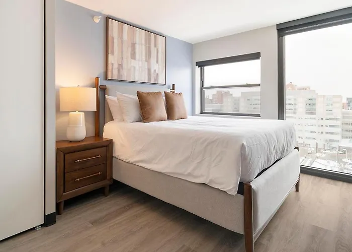 Апартаменты Landing Stylish 1Bd Yoga Studio Rooftop Lounge Чикаго