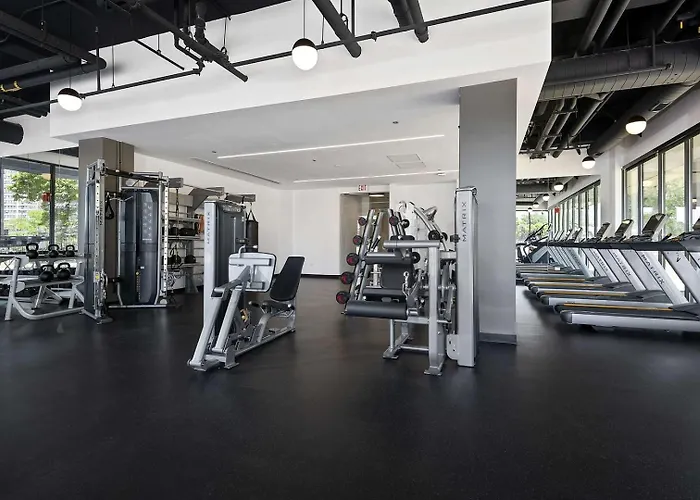 Landing Stylish 1Bd Yoga Studio Rooftop Lounge Апартаменты